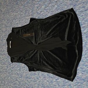 T Tahari Women's Velvet Blouse Black Size S NWT